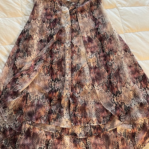 Jennifer Lopez Flowey blouse -Size Large - Picture 4 of 4